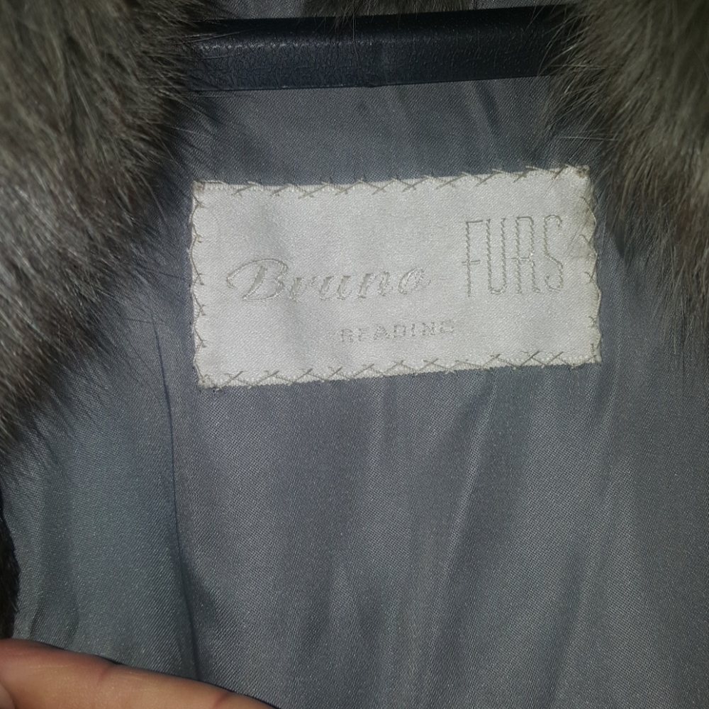 Fur coat - Picture 4 of 4